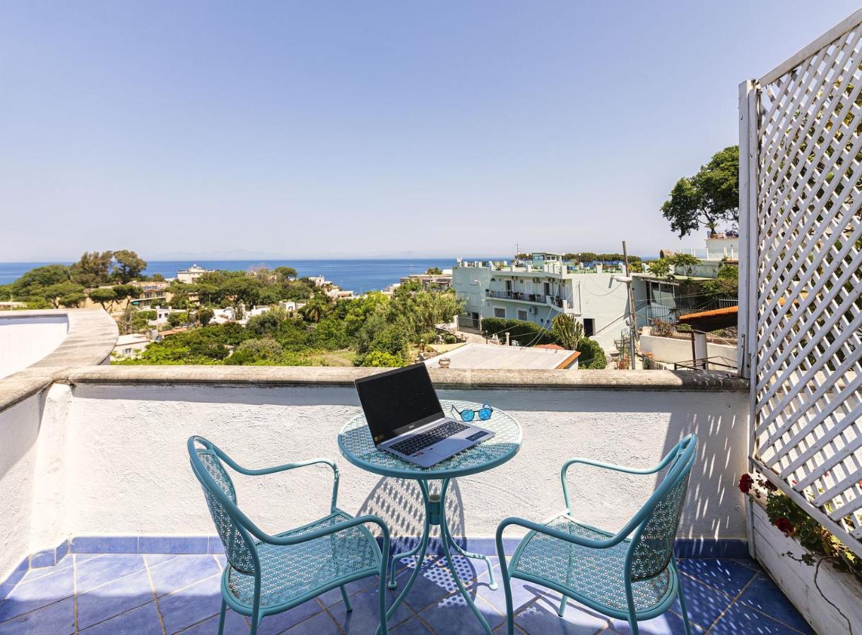 Bristol Hotel Lacco Ameno  Екстериор снимка