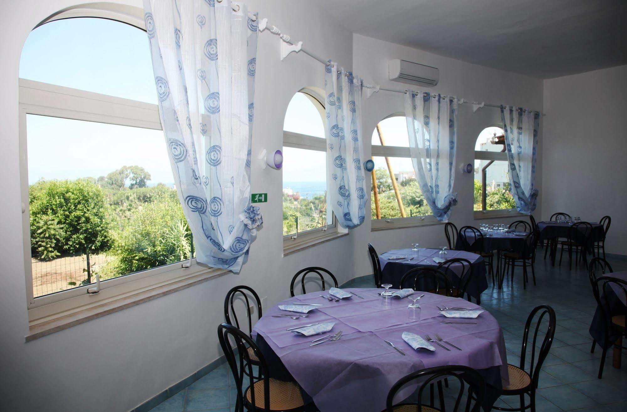 Bristol Hotel Lacco Ameno  Екстериор снимка