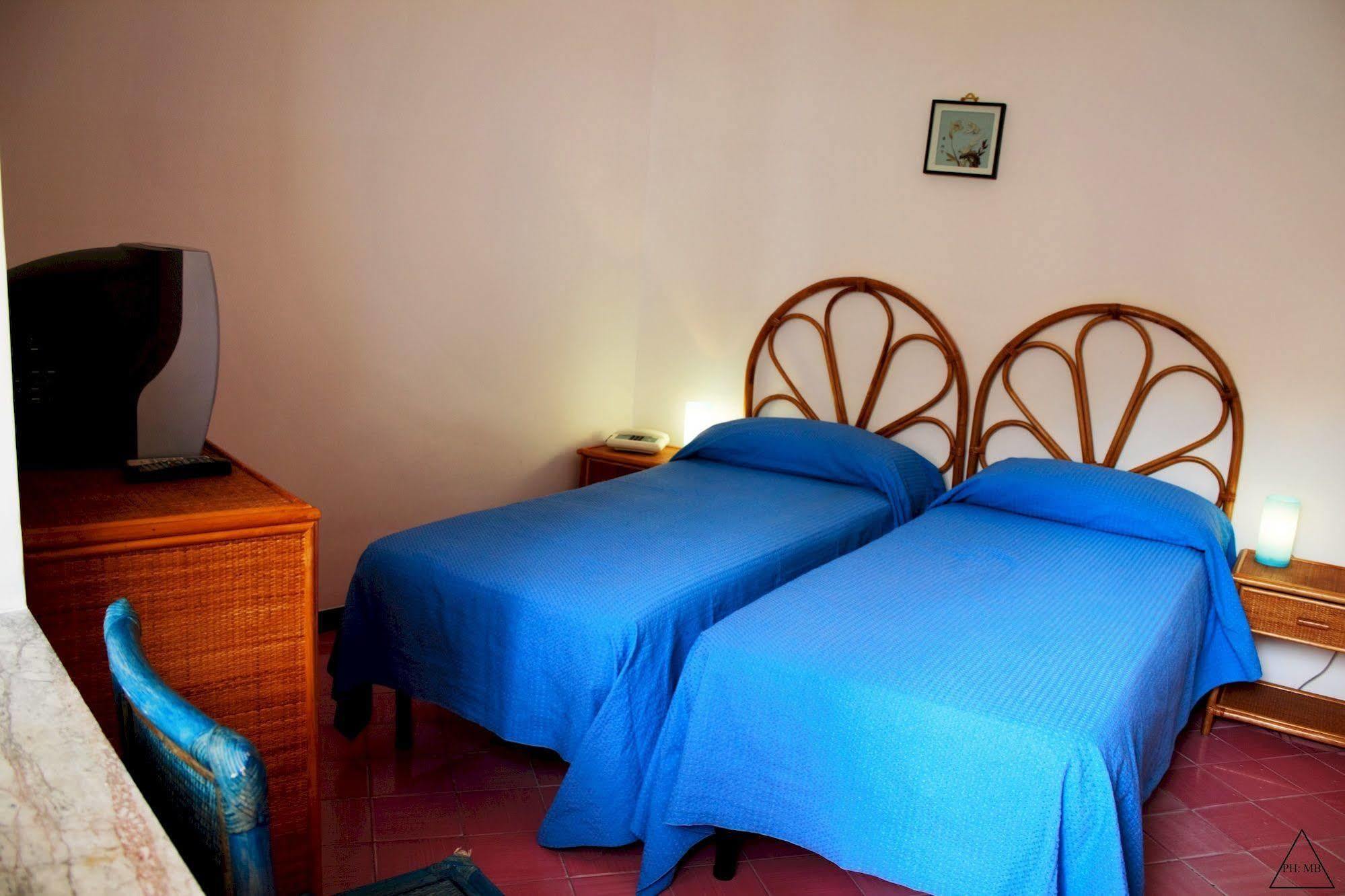 Bristol Hotel Lacco Ameno  Екстериор снимка